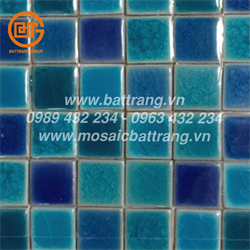 Gạch mosaic bể bơi phối trộn tông xanh dương